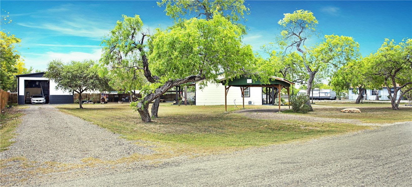 10519 County Road 2343 Property Photo 4