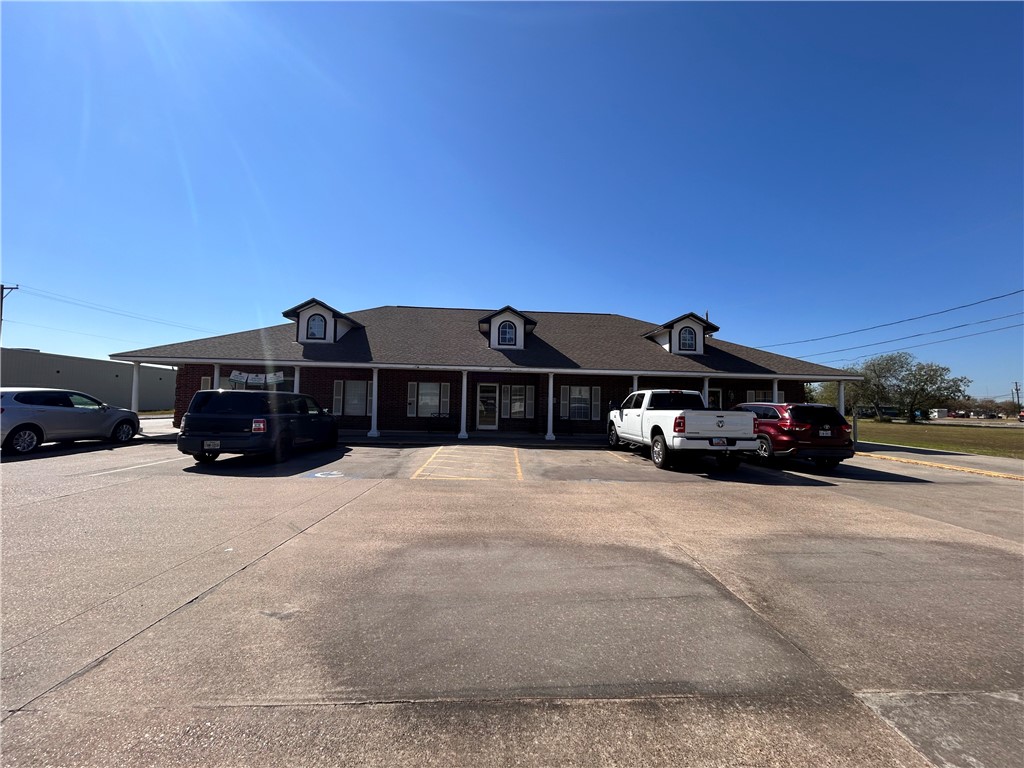 2527 State Highway 361 B Property Photo 1