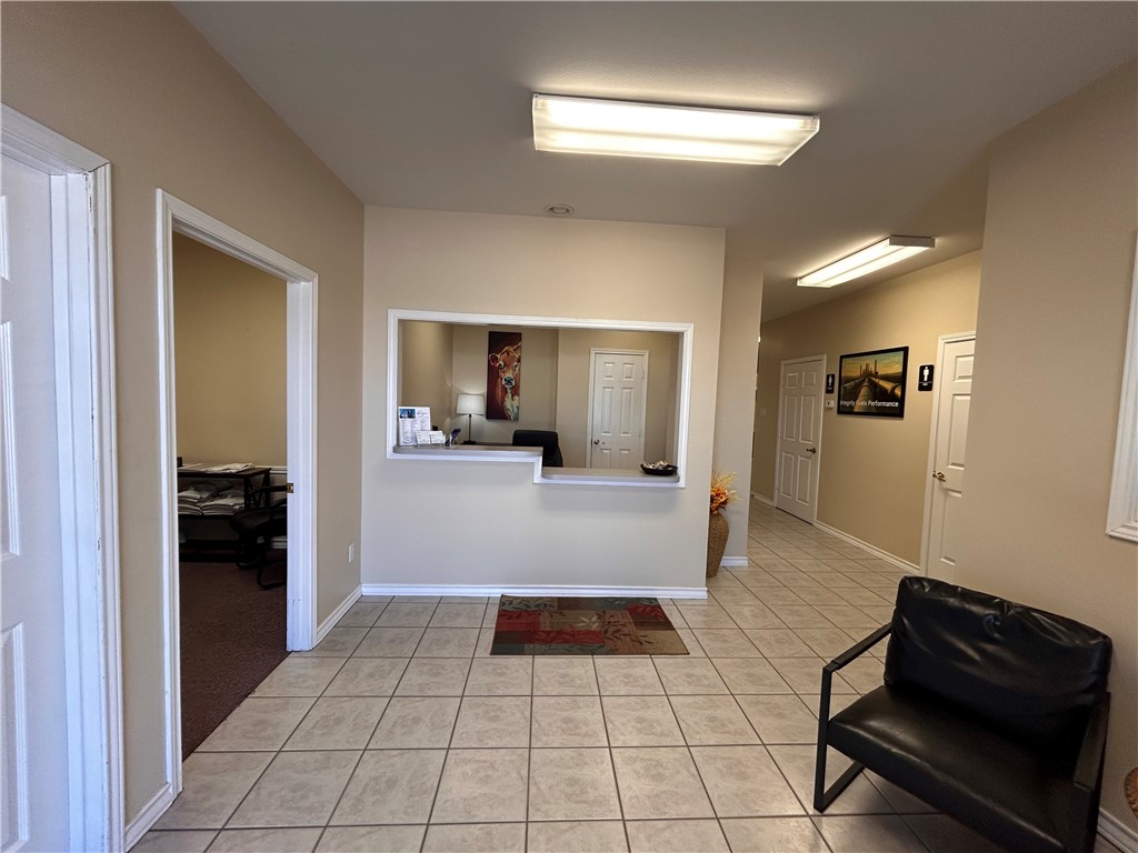 2527 State Highway 361 B Property Photo 4