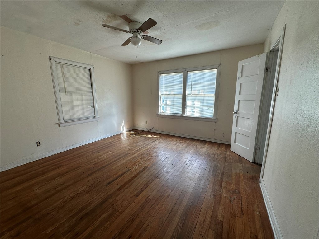 214 1/2 W Heard St C Property Photo 7