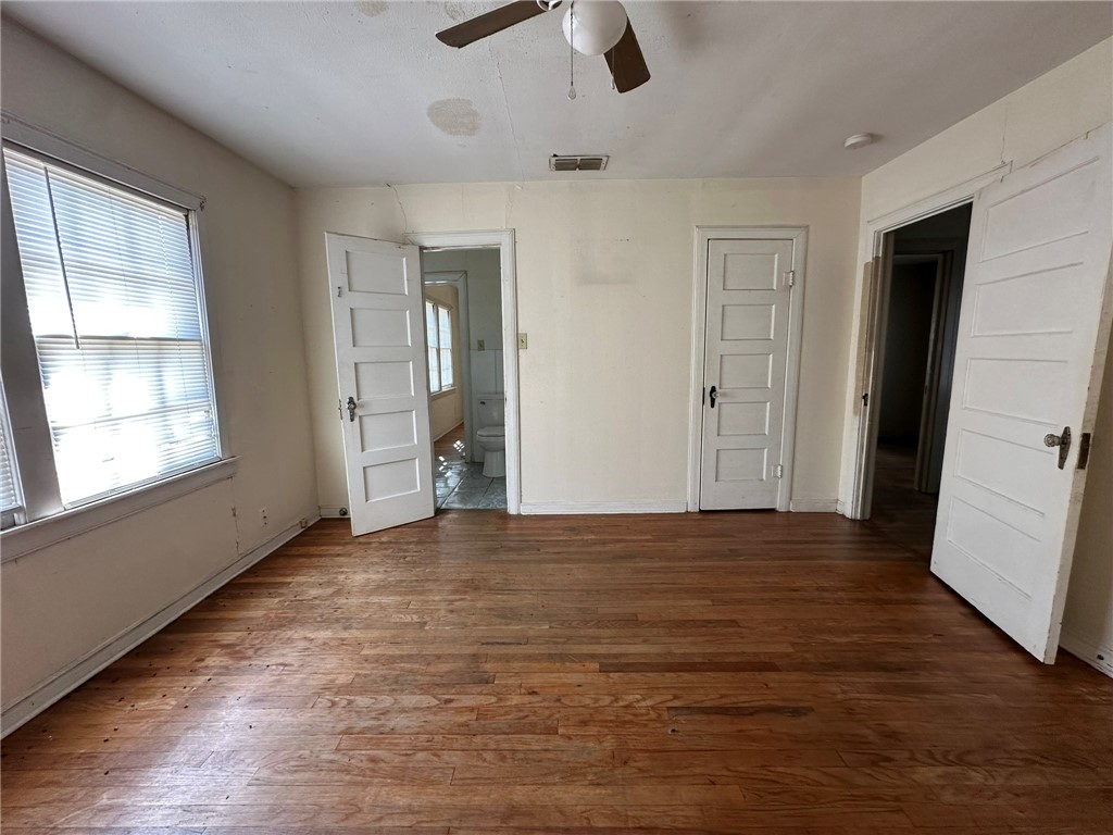 214 1/2 W Heard St C Property Photo 9