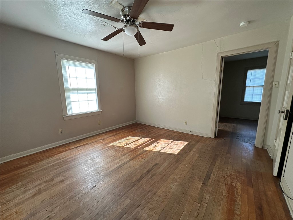214 1/2 W Heard St C Property Photo 10