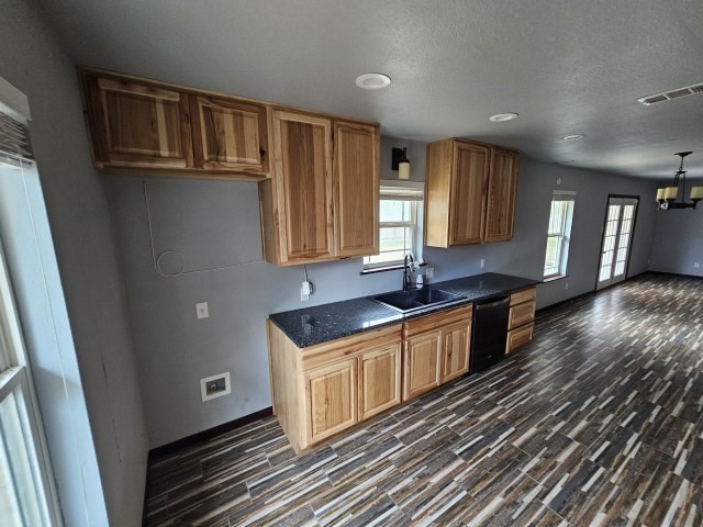 1413 Las Palmas Property Photo 8