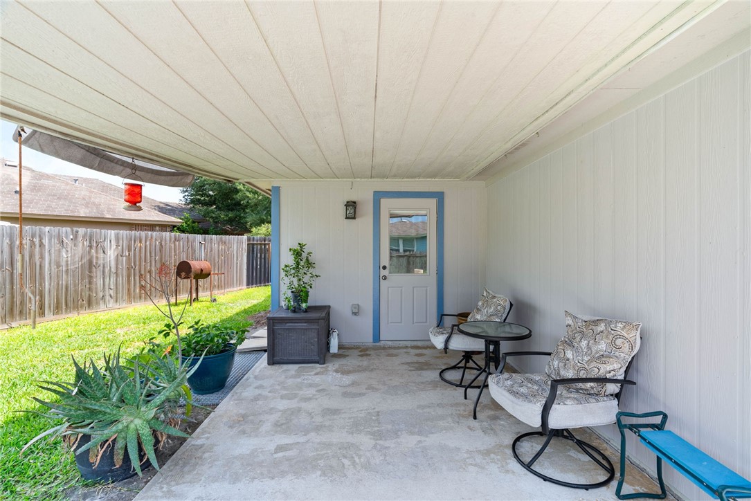1701 Gallop Trai Property Photo 14