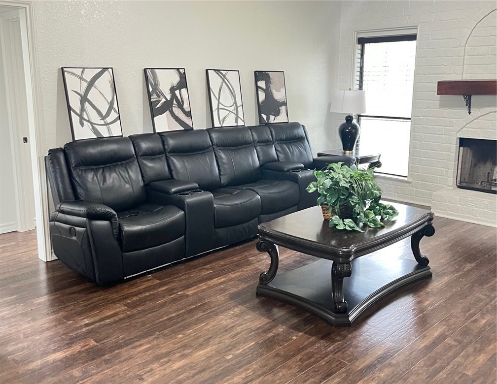 475093 Property Photo 5