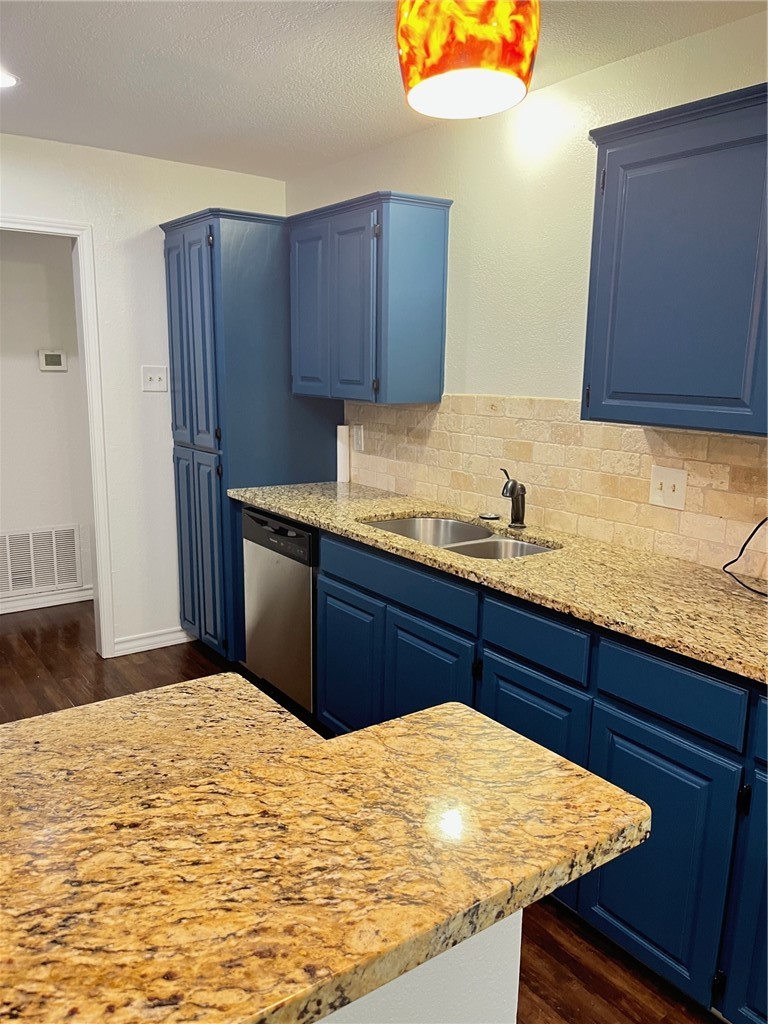 475093 Property Photo 8