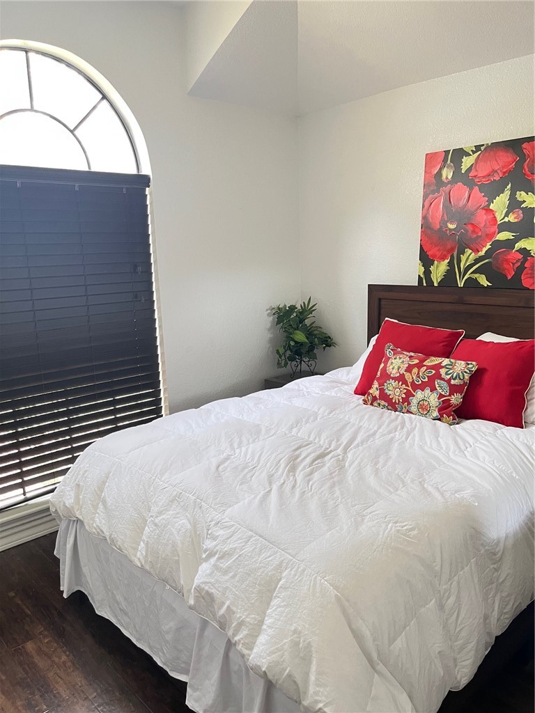 475093 Property Photo 13