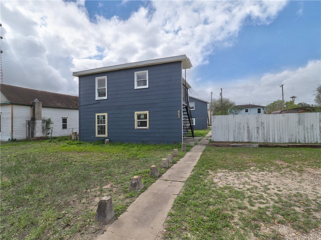 307 W Lee Ave Property Photo 1