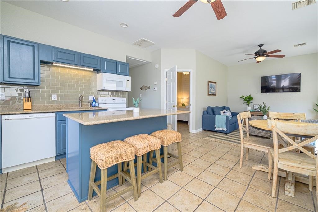 102 Ball St Property Photo 19
