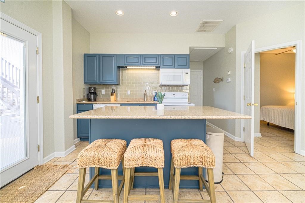 102 Ball St Property Photo 20