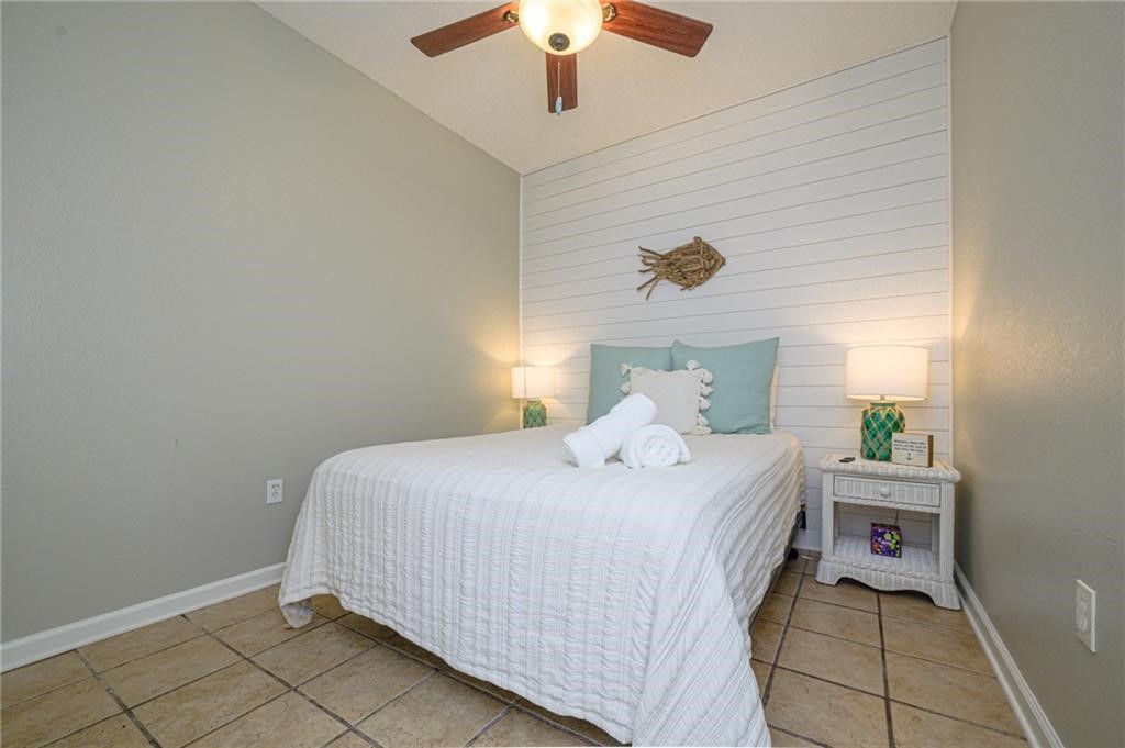 102 Ball St Property Photo 22