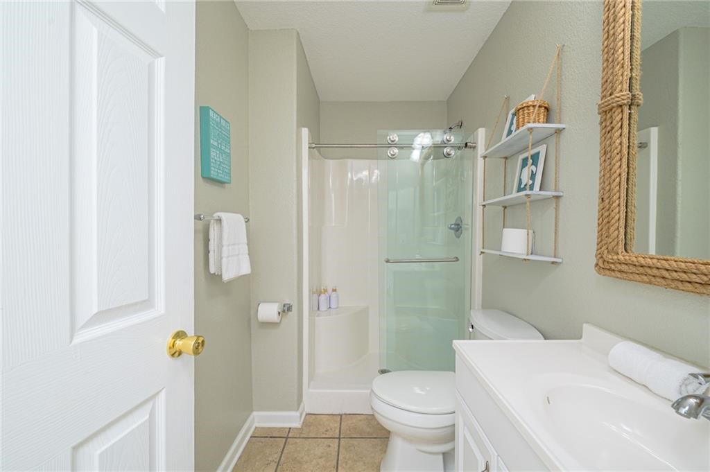 102 Ball St Property Photo 23