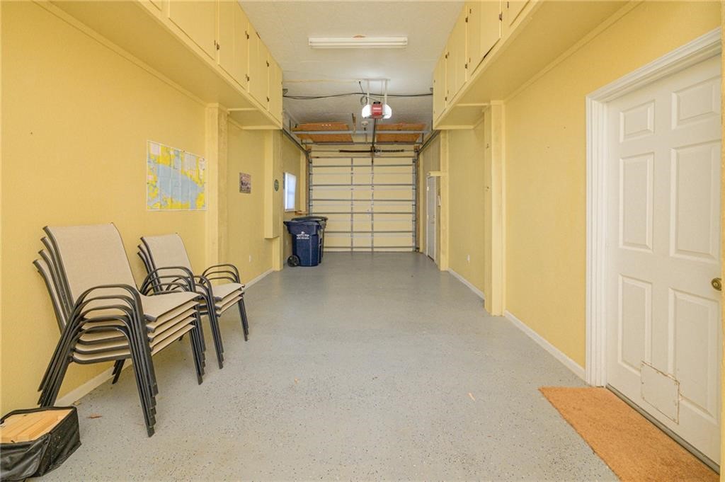 102 Ball St Property Photo 24