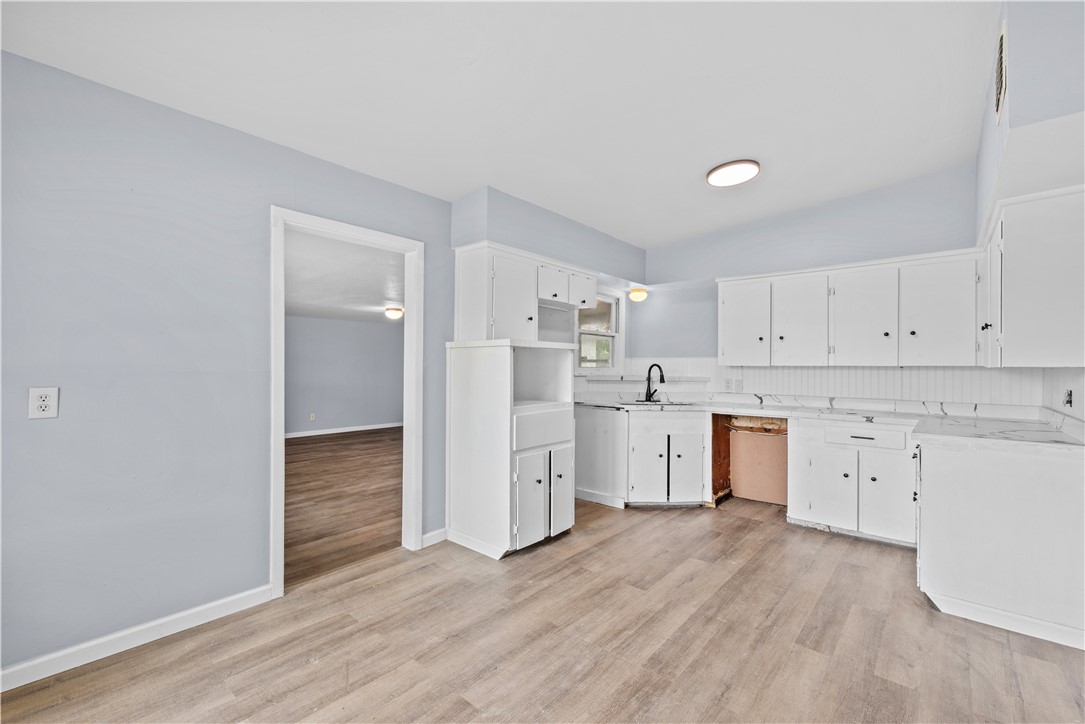 1506 Crosby St Property Photo 4