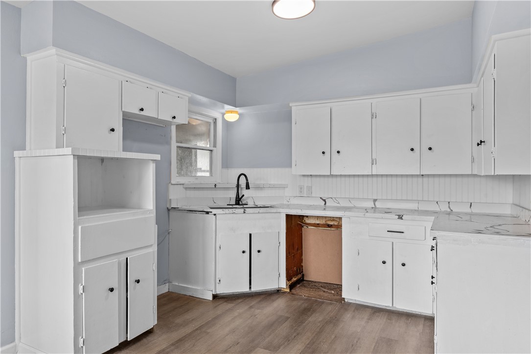 1506 Crosby St Property Photo 6