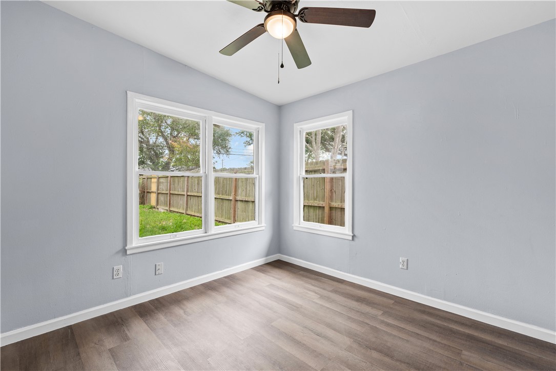 1506 Crosby St Property Photo 12
