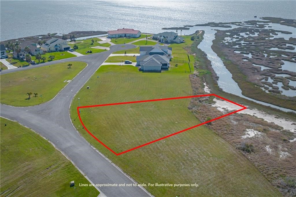 64 Lake Shore Circ Property Photo 1