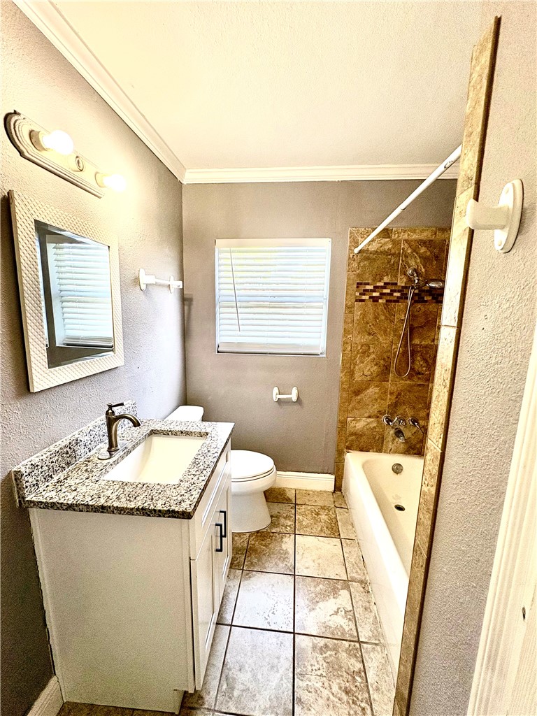 3562 Topeka St Property Photo 6
