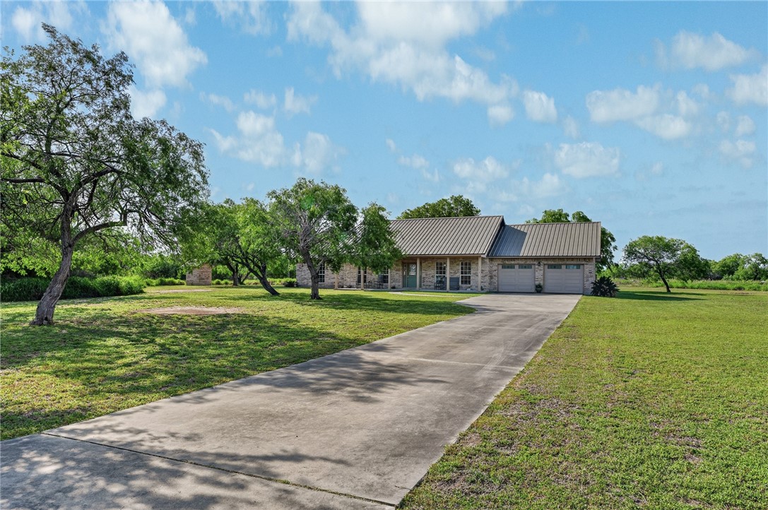 118 Agape Dr Property Photo 2