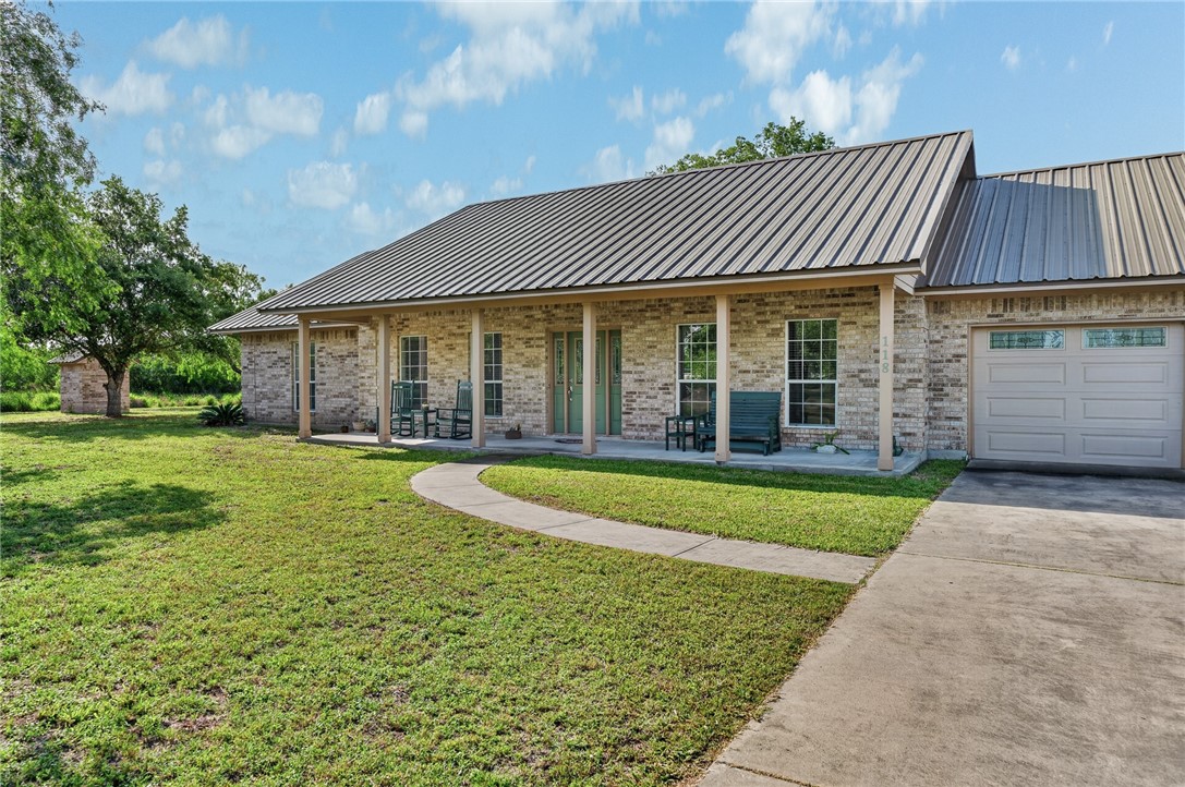 118 Agape Dr Property Photo 3