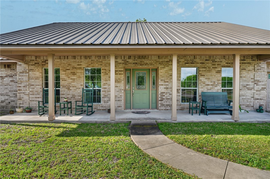 118 Agape Dr Property Photo 4