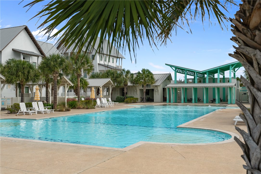 312 Mermaid Tail Property Photo 37