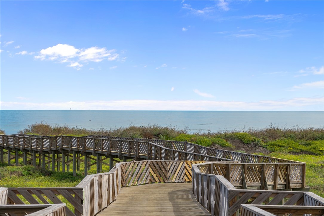312 Mermaid Tail Property Photo 40