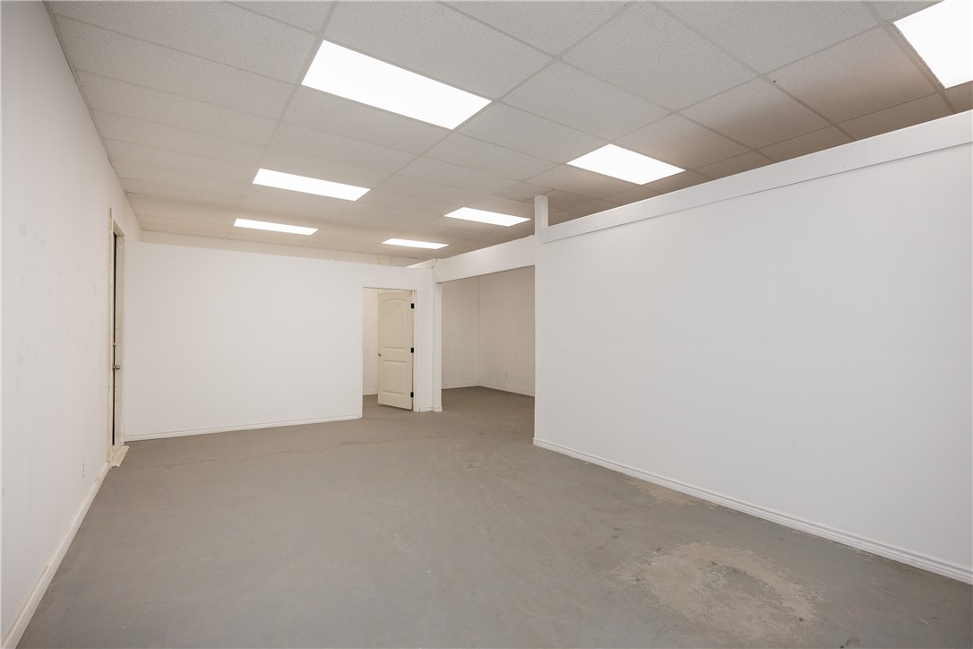 4058 Lou St Property Photo 15
