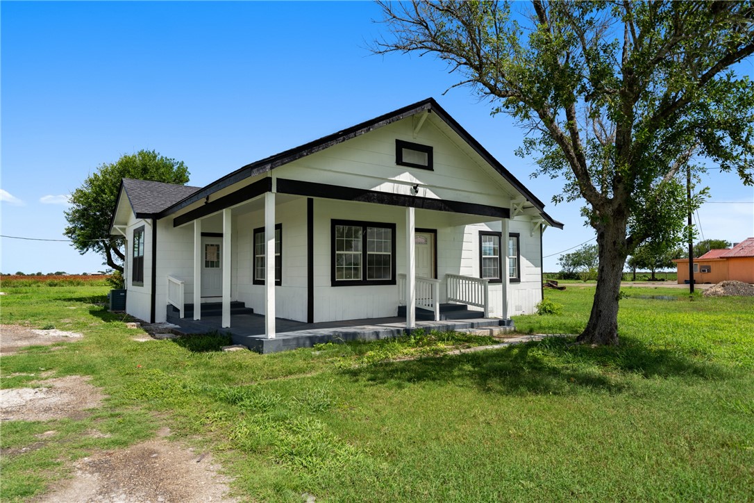 598 Business Highway 77 Property Photo 1