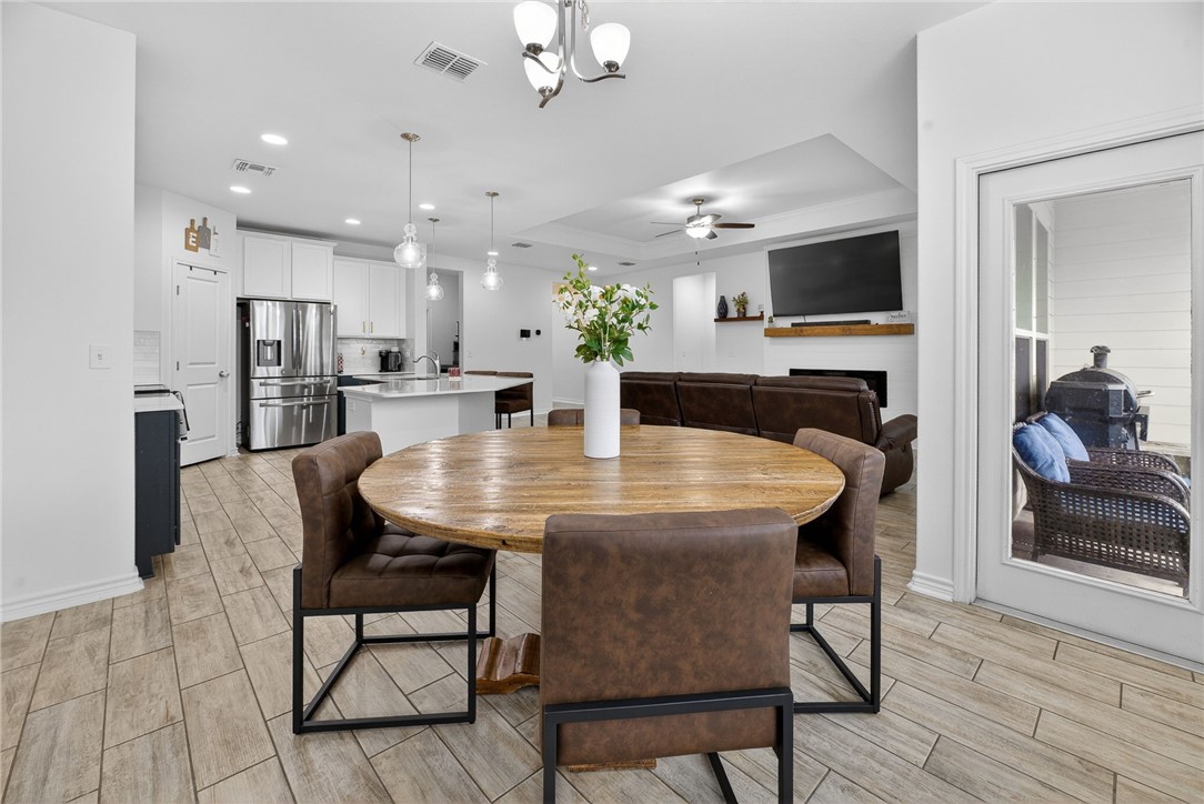 1016 Ocean Breeze Property Photo 10