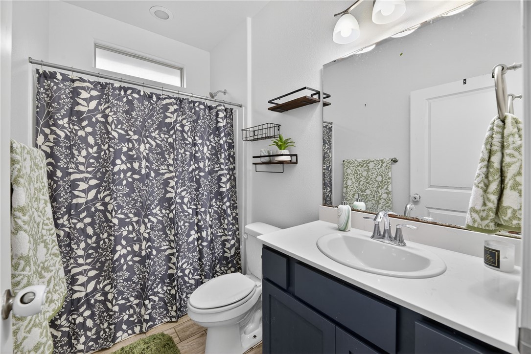 1016 Ocean Breeze Property Photo 17