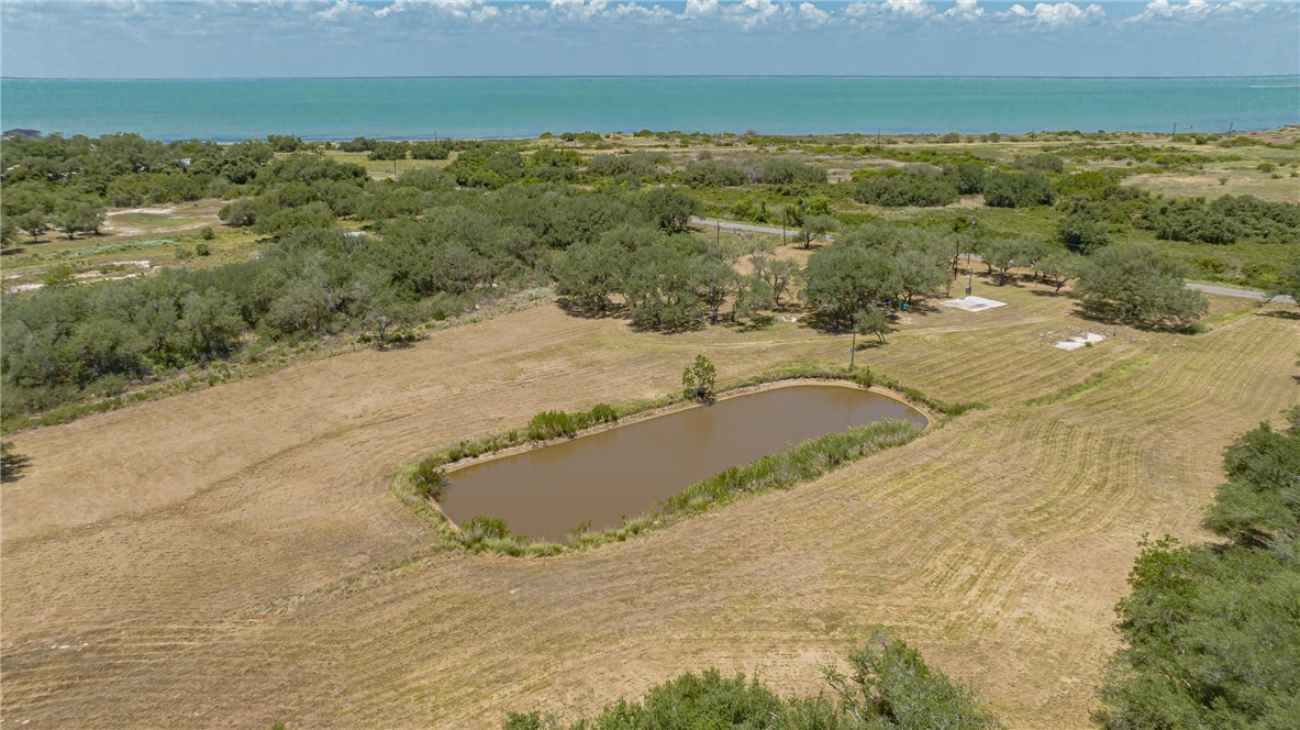1030 Airport Property Photo 6