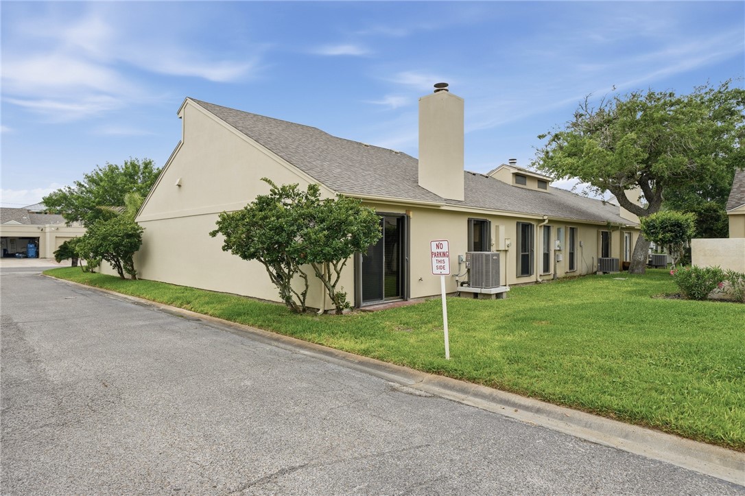 107 Pebble Creek Dr Property Photo 2