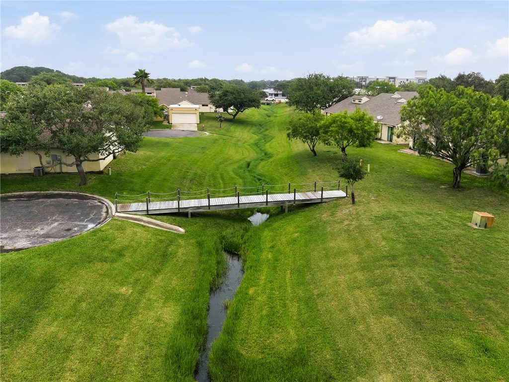 107 Pebble Creek Dr Property Photo 37