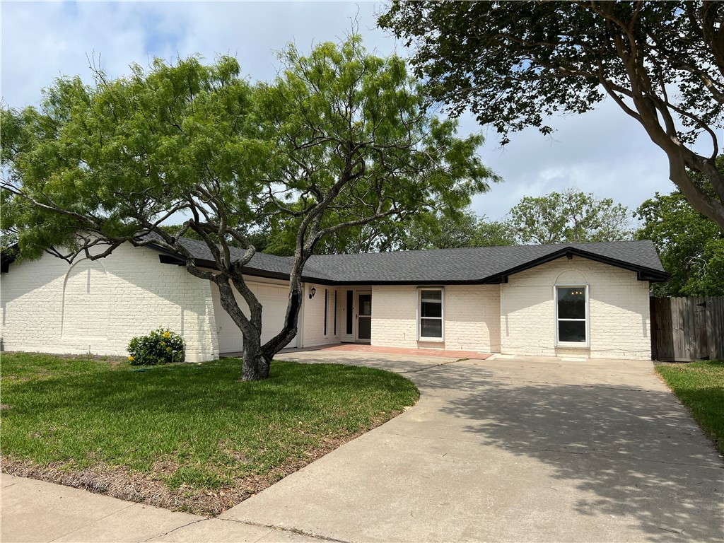 105 Chispa Dr Property Photo 1