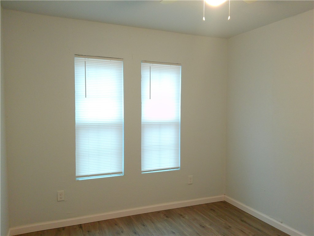 225 Watson St Property Photo 13