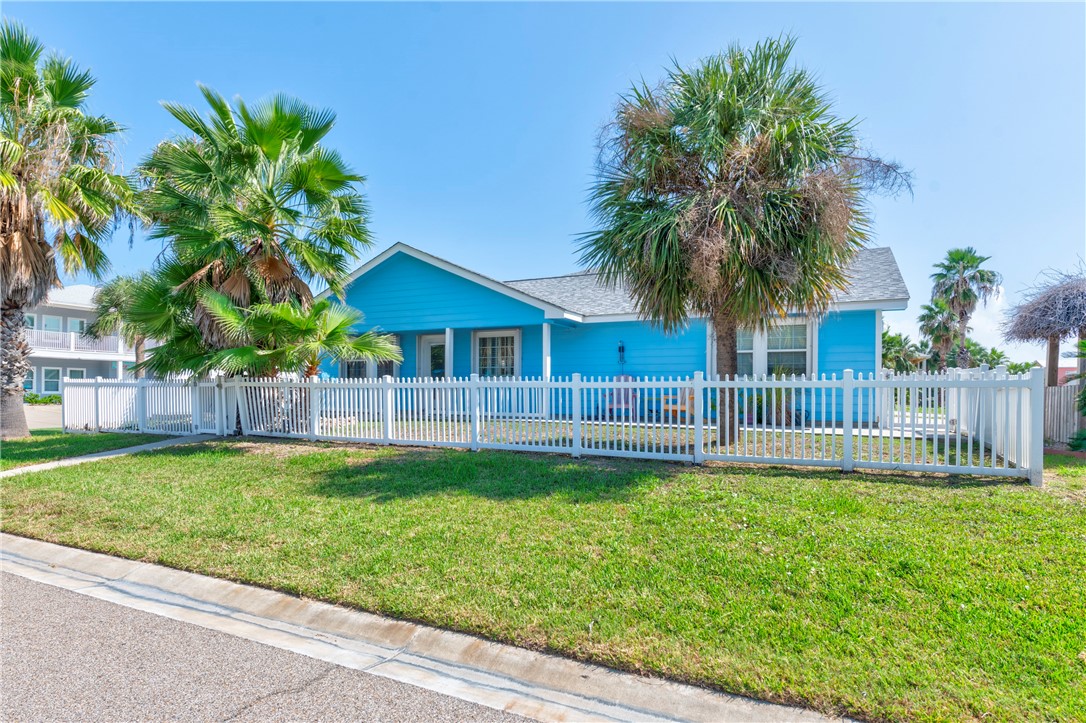 403 Spencers Landing Property Photo 1