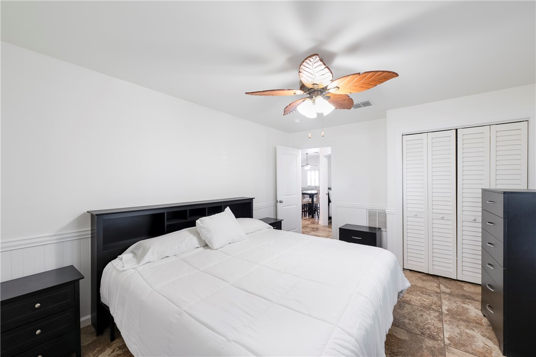 403 Spencers Landing Property Photo 13