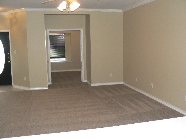 6541 Fenwick Dr Property Photo 6