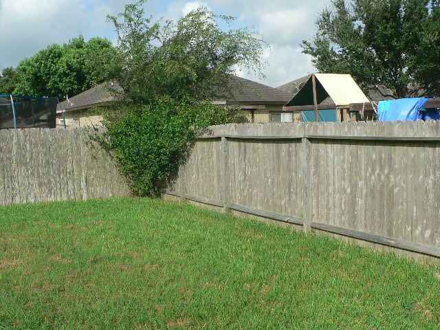 6541 Fenwick Dr Property Photo 8
