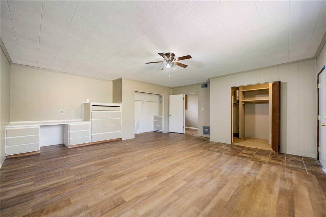 1022 Delta Dr Property Photo 22