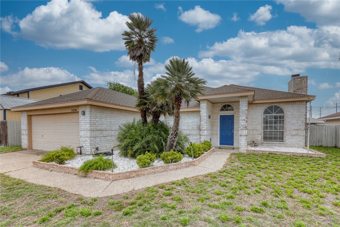 15258 Main Royal Dr Property Photo 1