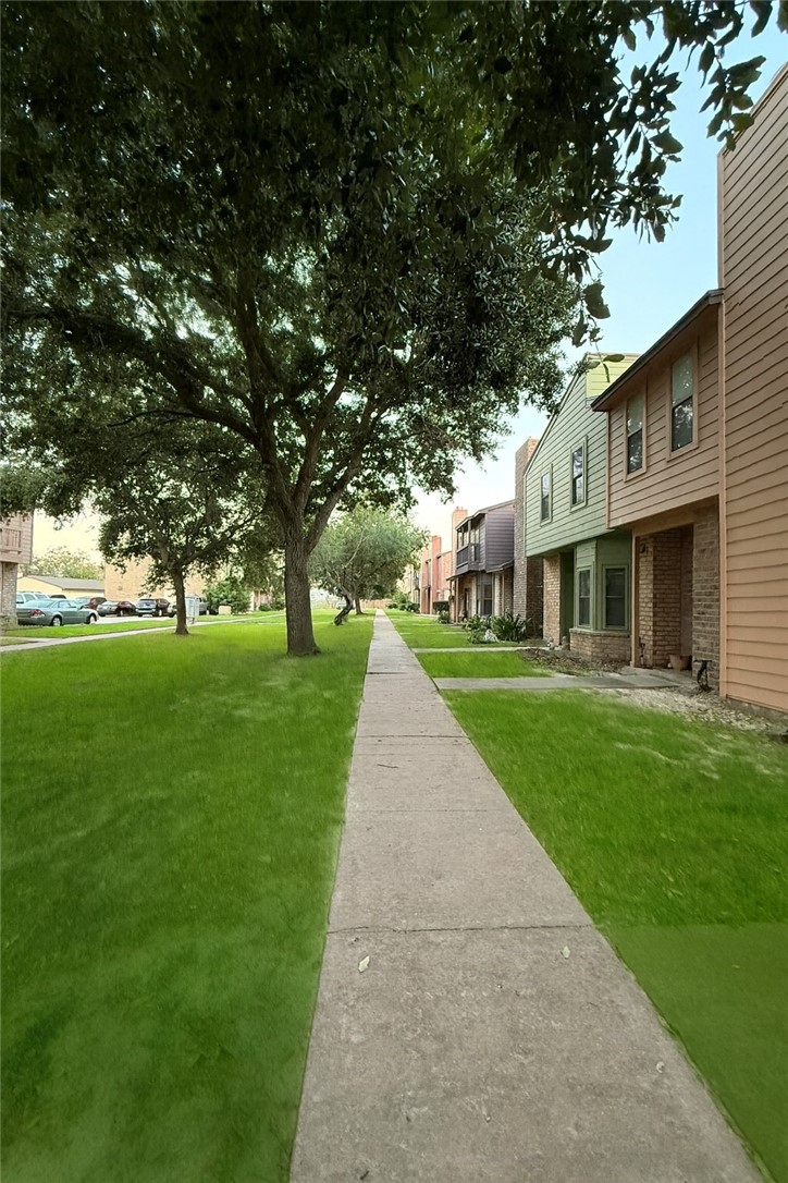 2809 Saint Joseph St L Property Photo 2