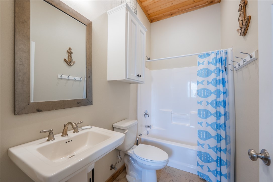 109 Copano Cove Property Photo 22