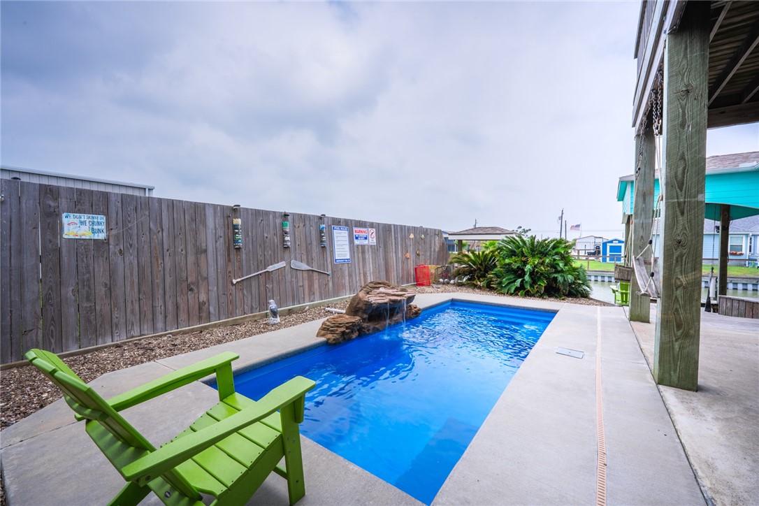 109 Copano Cove Property Photo 26