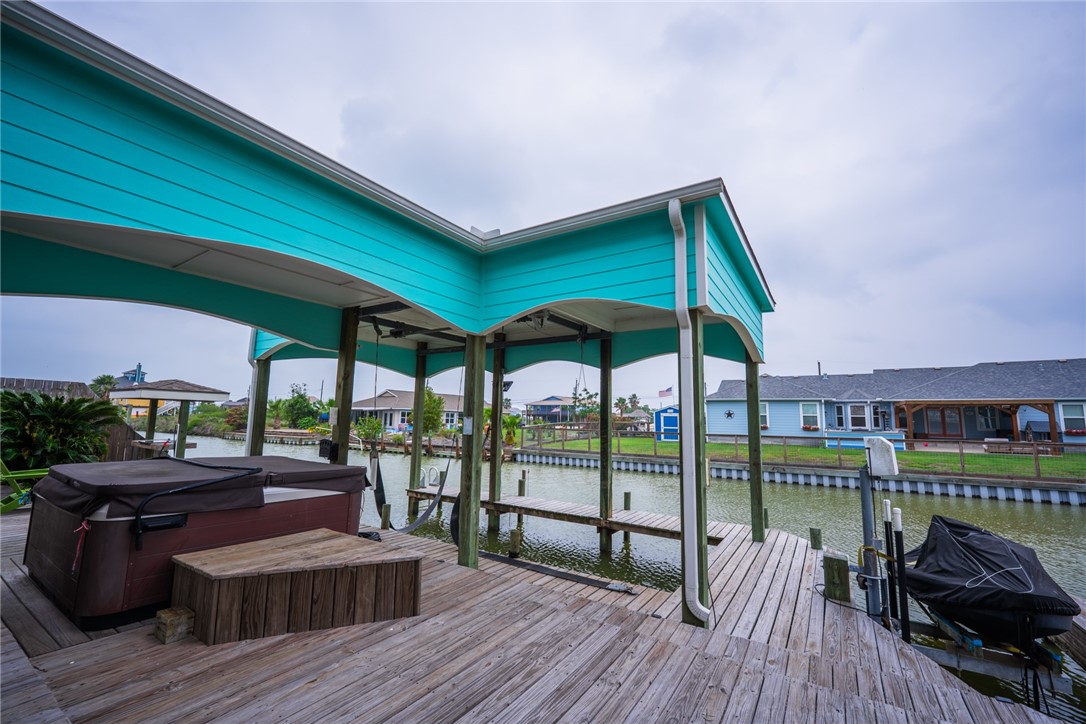 109 Copano Cove Property Photo 27