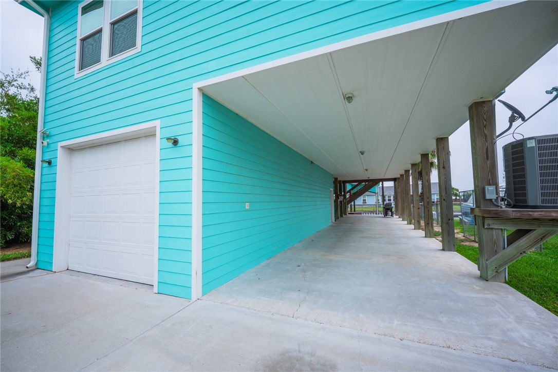 109 Copano Cove Property Photo 30