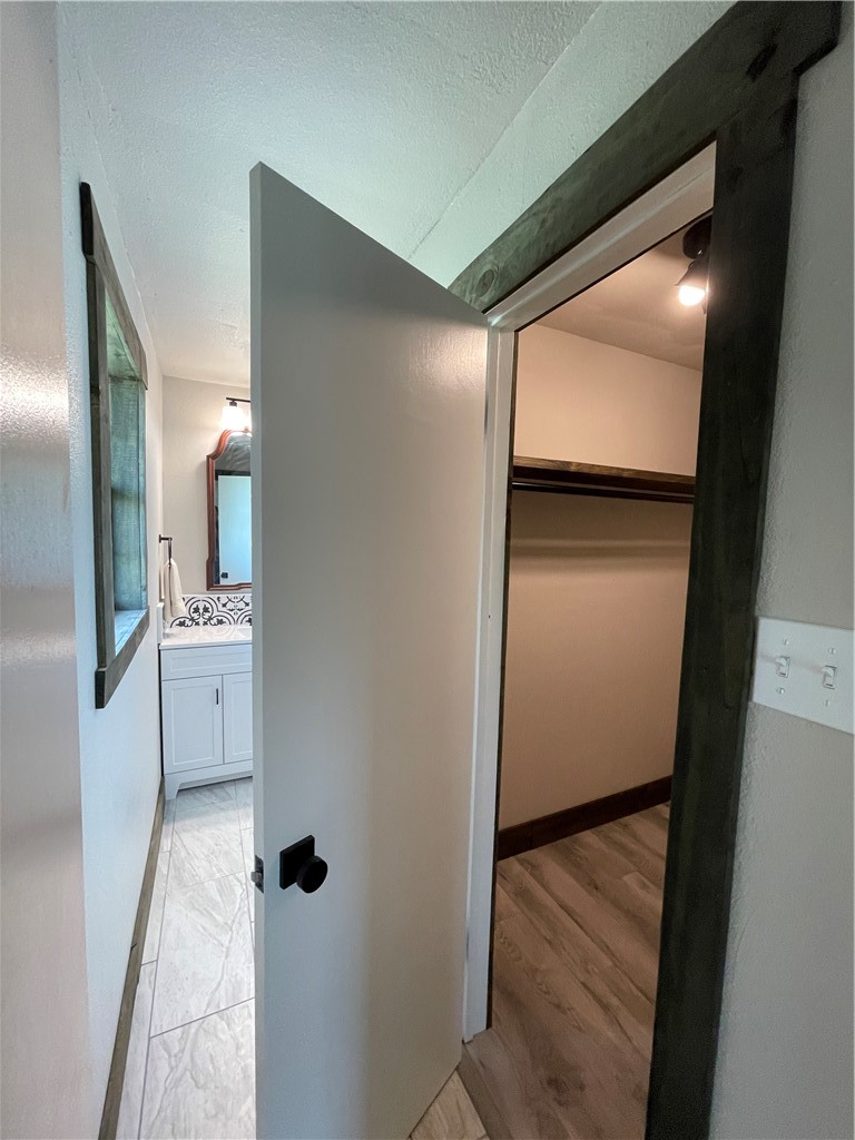 710 N Eugenia St Property Photo 22