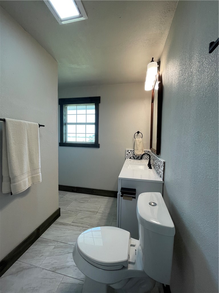 710 N Eugenia St Property Photo 25