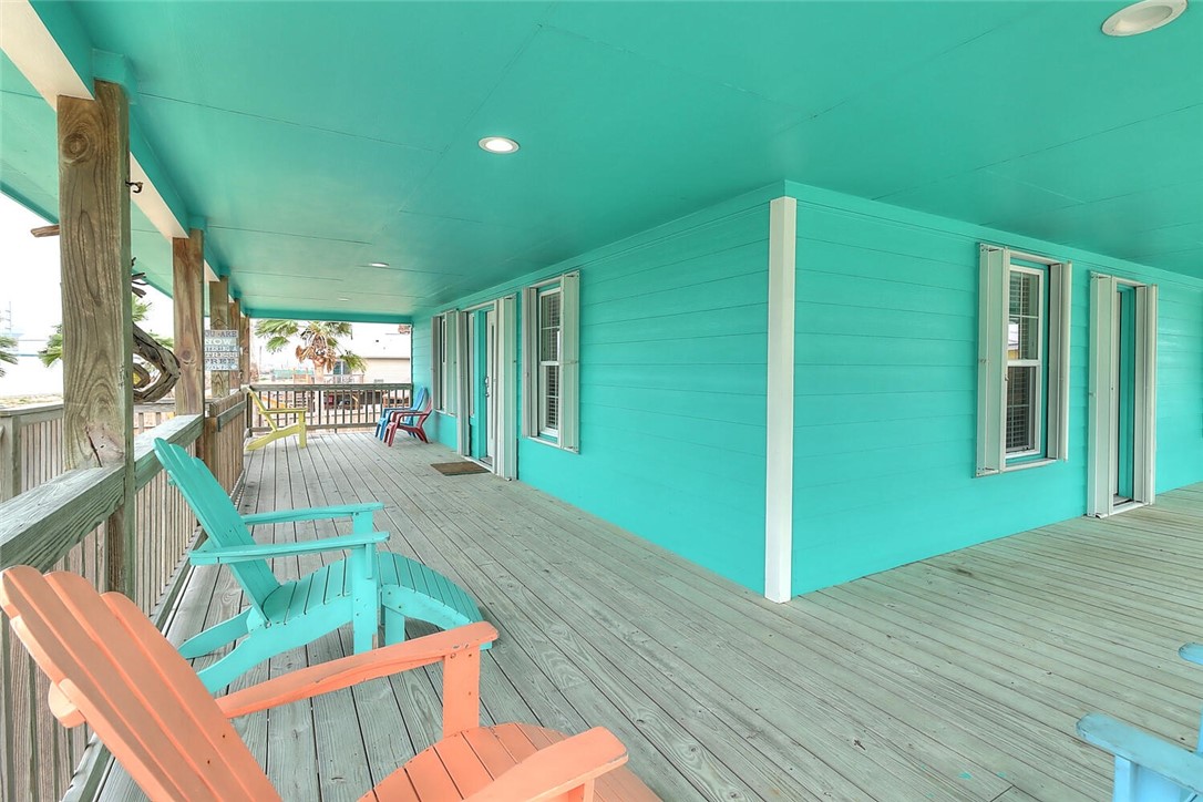 613 Pelican Property Photo 5